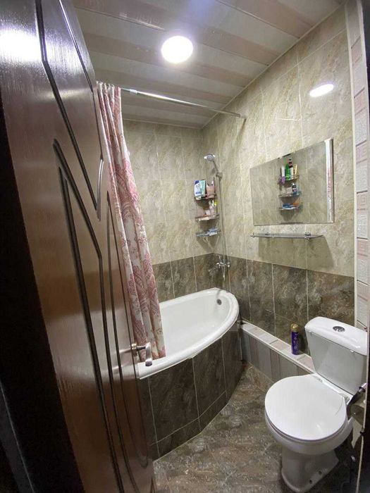 Ватний Олим ота 2 хонали квартира ижарага берилади.ID: 1537