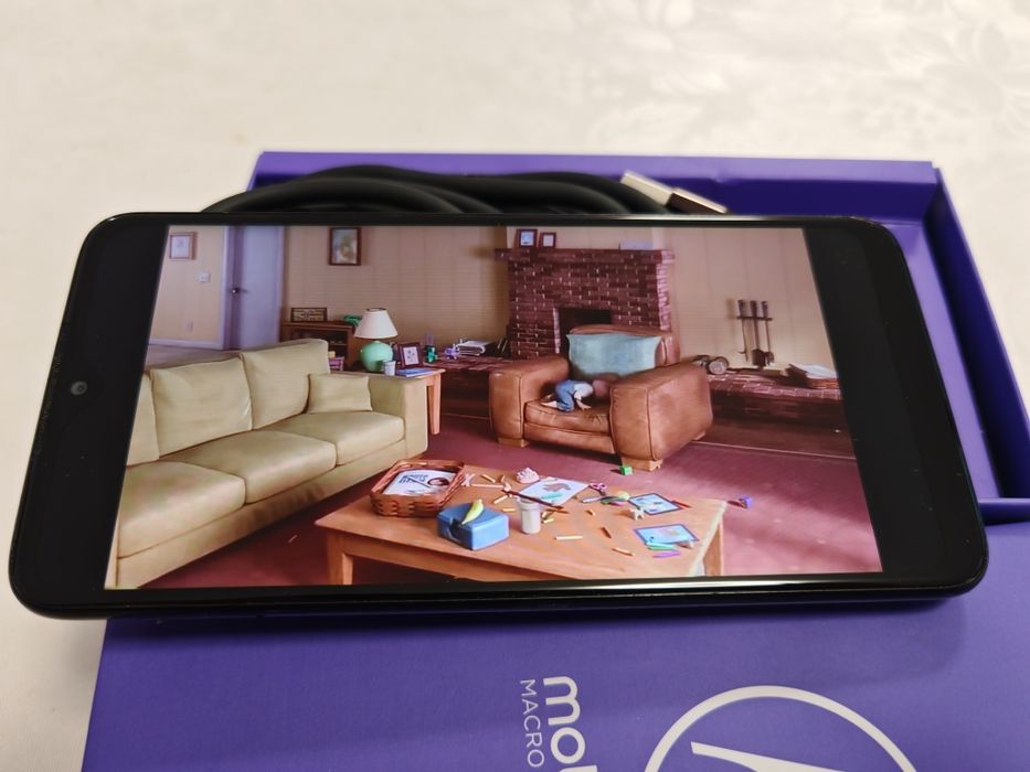 Motorola One Macro  4/64 GB - отличен!