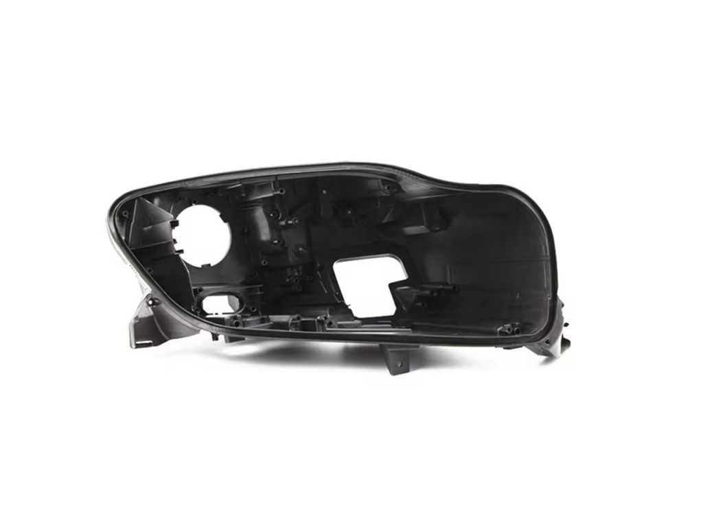 Корпус за фар на Mercedes ML W166