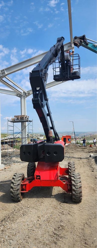 Vand nacela diesel 4x4 cu brat,  Manitou ManGo 12