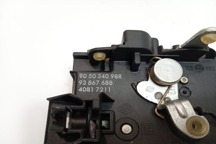 Broasca usa stanga spate 905034098R Renault Trafic a 3-a generatie