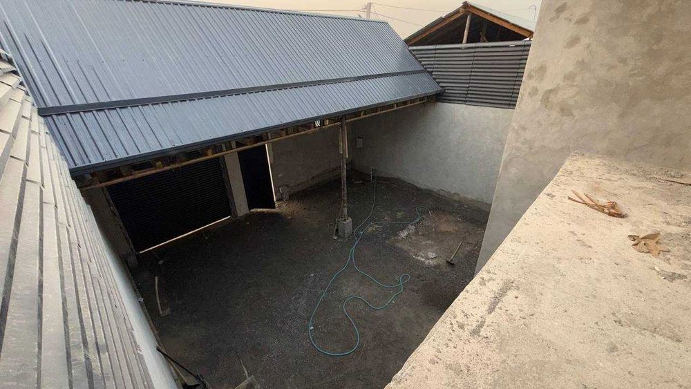 Коттедж 2.5 сотих 2 каватли (320м2) Чкалов Аввал йулида