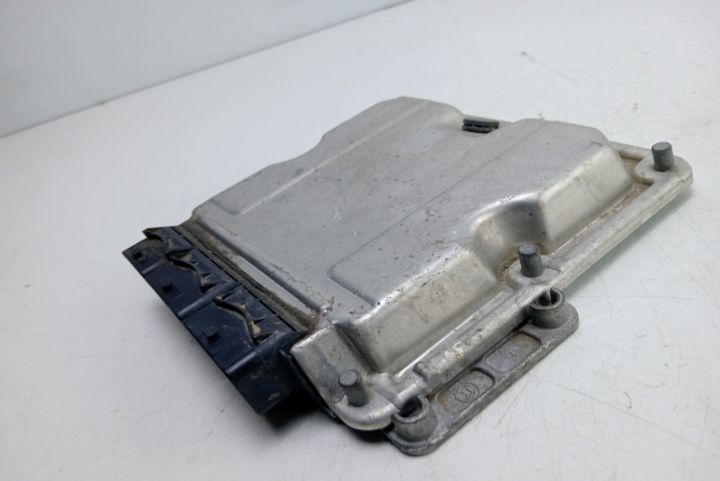 ECU Calculator Motor Bosch 2.2 DCI 0281011571 / 8200309318 / 031023 R