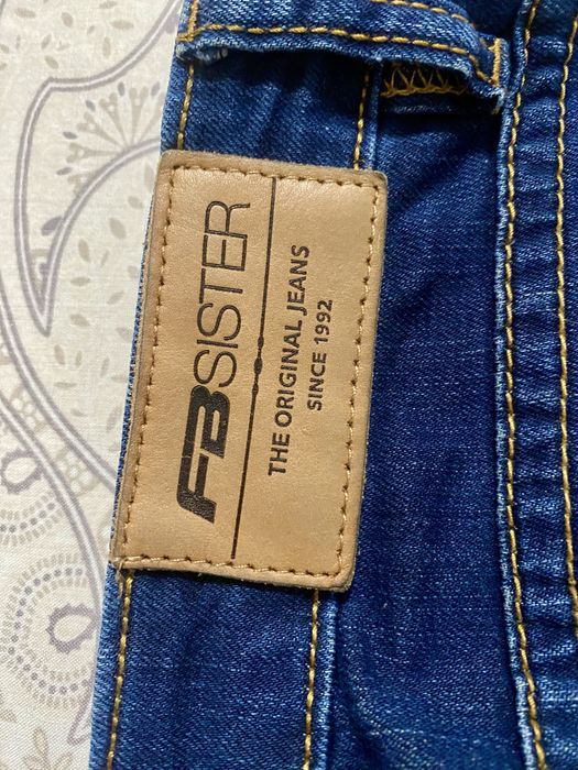 Blugi skinny albastru închis FB Sister – model clasic