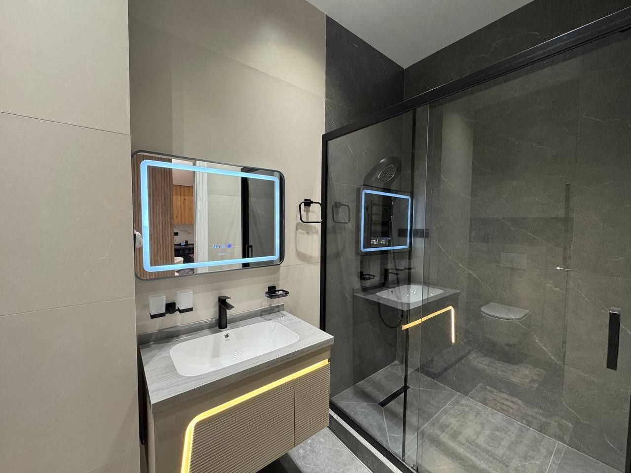 Срочно сдаю 2 ком Новостройка ЖК Royal House