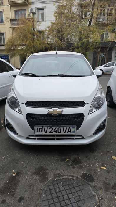 SPARK 2019 год Одни Руки В идеальном состоянии