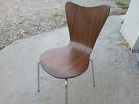 Vând scaune din lemn stratificat