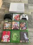 Xbox One S +7 jocuri+2 controllere+toate firele