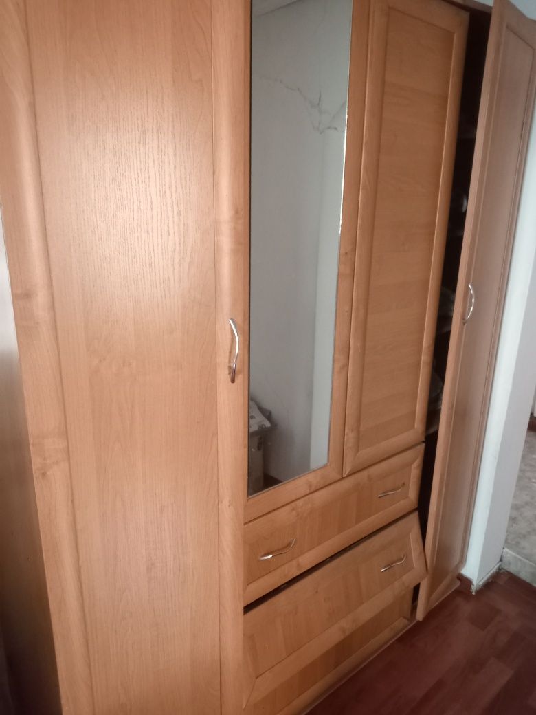 Продам мебель и бытовую технику