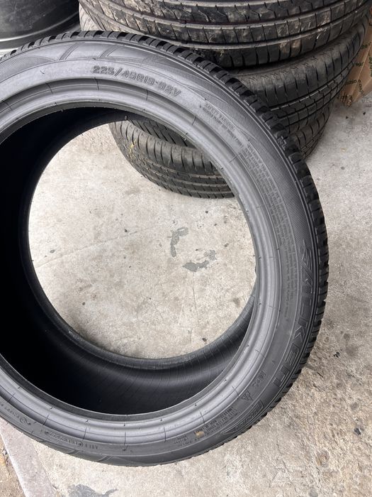 4 anvelope iarna 225/45/19 , Falken , DOT 2022 , 6.5-7.5 mm