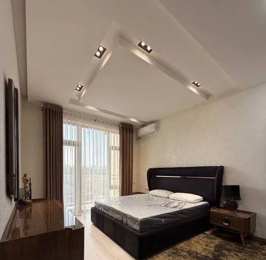 Продается дом 5 комнат, ор-р: мах. Амира Темура, 2,2 соток