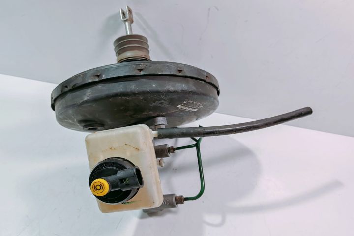 Tulumba Frana  cu pompa servofrana 8200941229 Dacia Logan prima gener