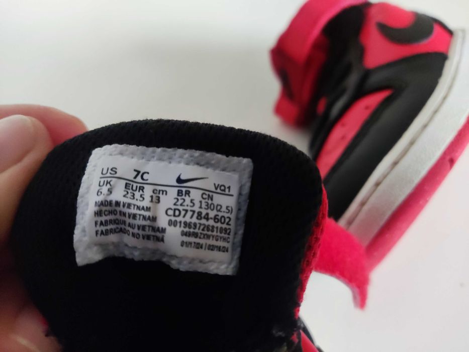 Детски маратонки ,ботуши,сандали,високи маратонки Nike Skechers