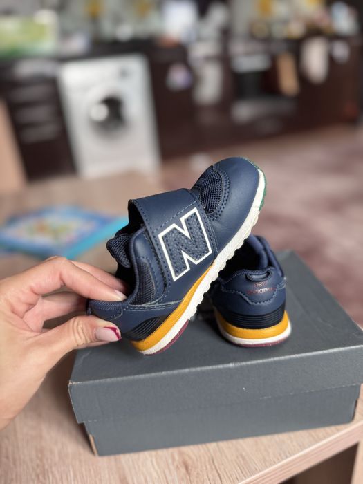 Маратонки New Balance