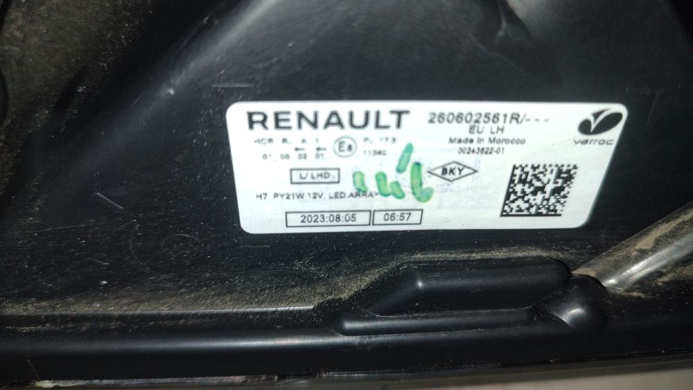 Far stânga Logan 3 , Sandero stepway 3, jogger cod 260602561r