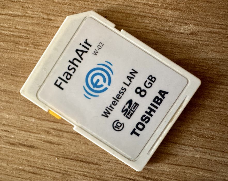 Карта памет WiFi Toshiba Flash Air 8Gb class 10 SDHC  memory card