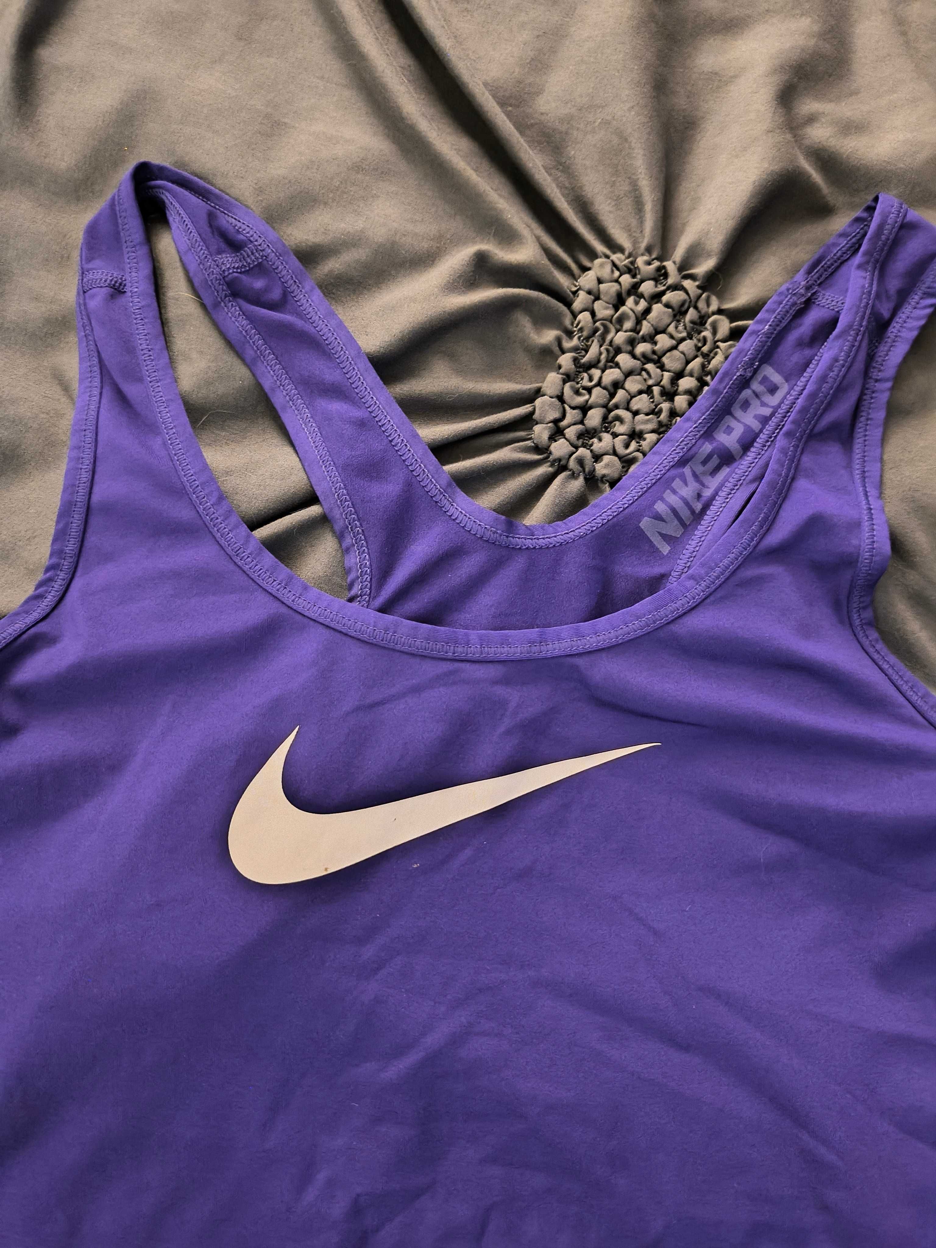 Nike, Adidas потници за спорт