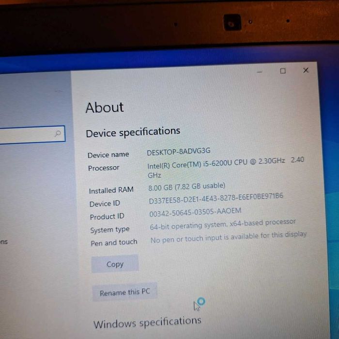 Laptop Dell procesor i5-6200U 14", Full HD 8GB 256GB SSD M2 Windows 10