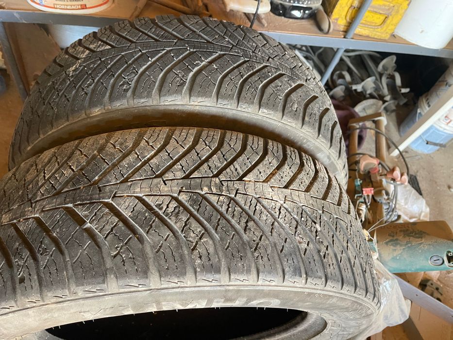 Cauciucuri de iarna 225/55/17