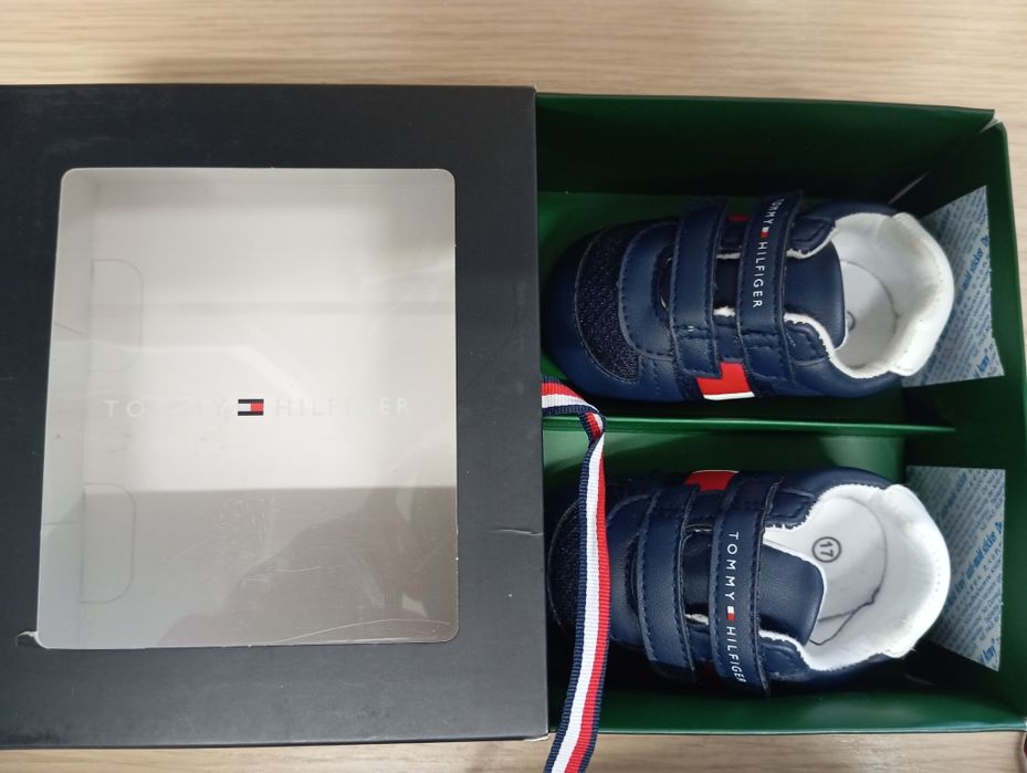 Set bebeluși Tommy Hilfiger mărimea 56