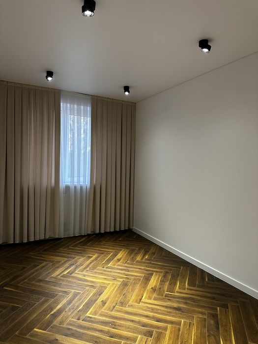 Продается квартира (собственник) Новомосковская Стадион Старт 3/4/5