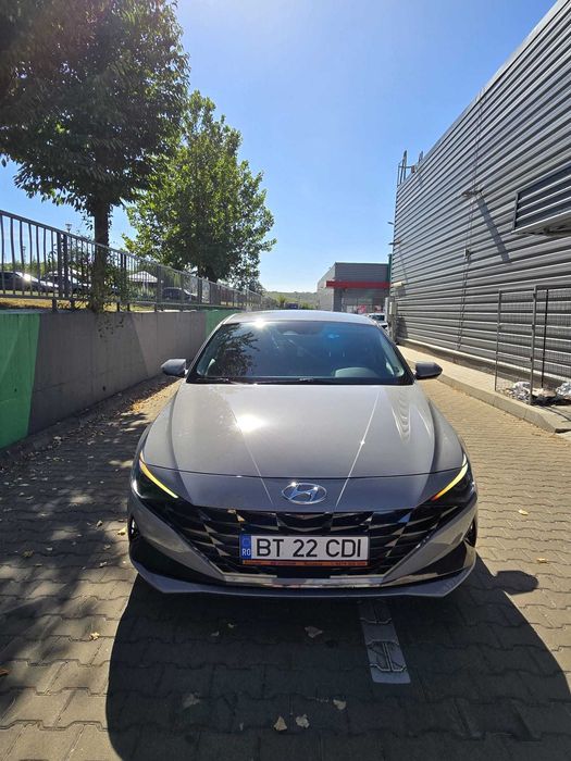 Vand Hyundai Elantra 2022 53.800 km in stare perfecta de functionare