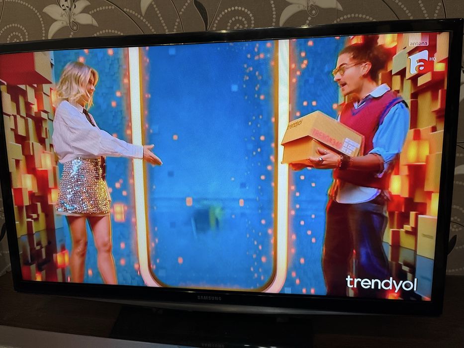 Televizoe Led Samsung HD 68cm