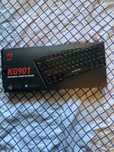 Vand tastatura gaming