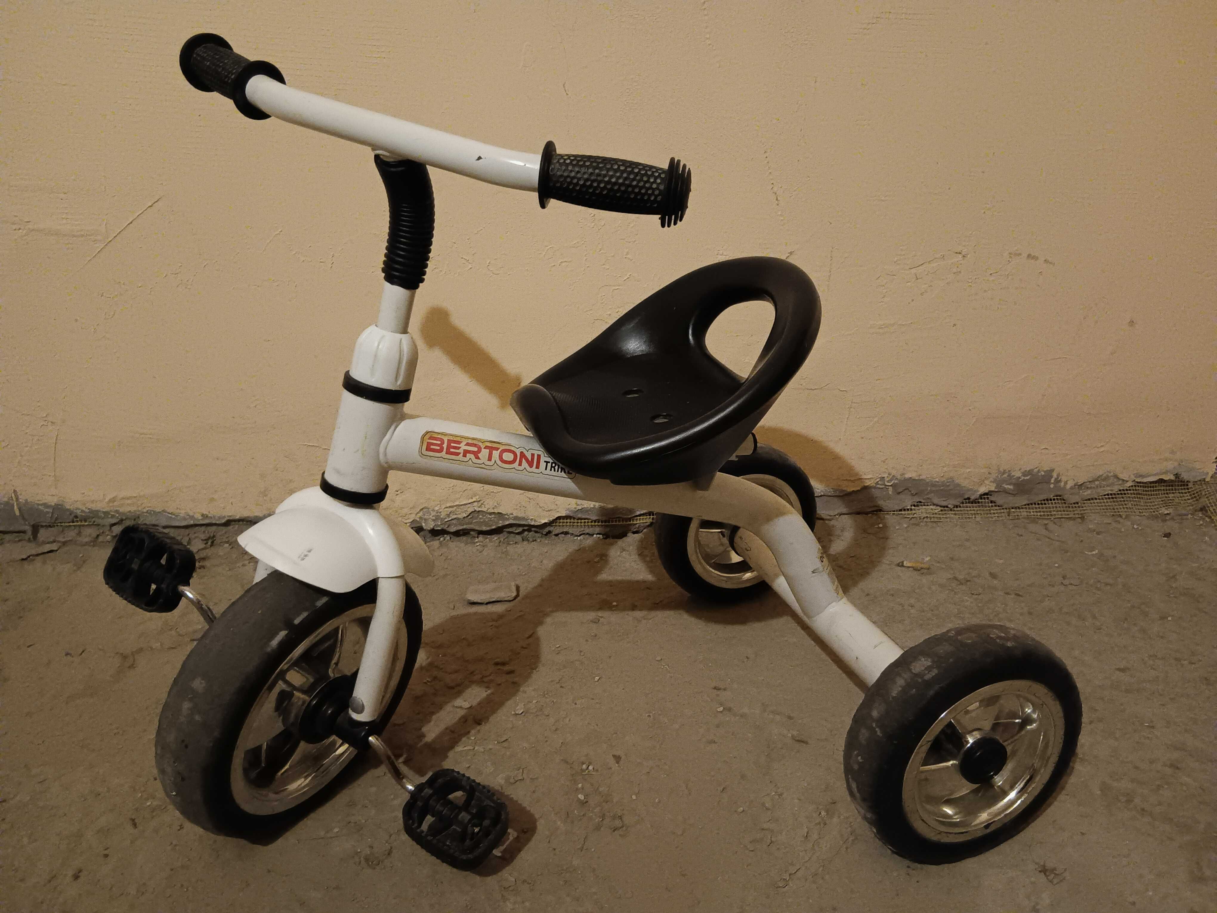 Велосипед - триколка Bertoni