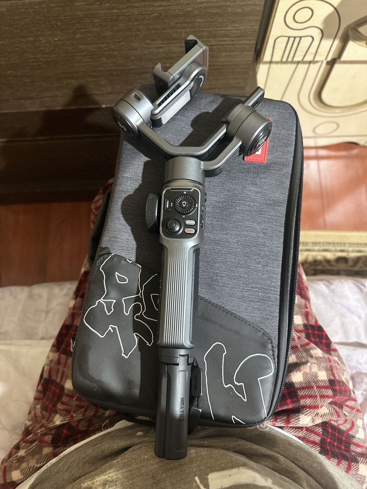 Стабилизатор Zhiyun Smooth-5