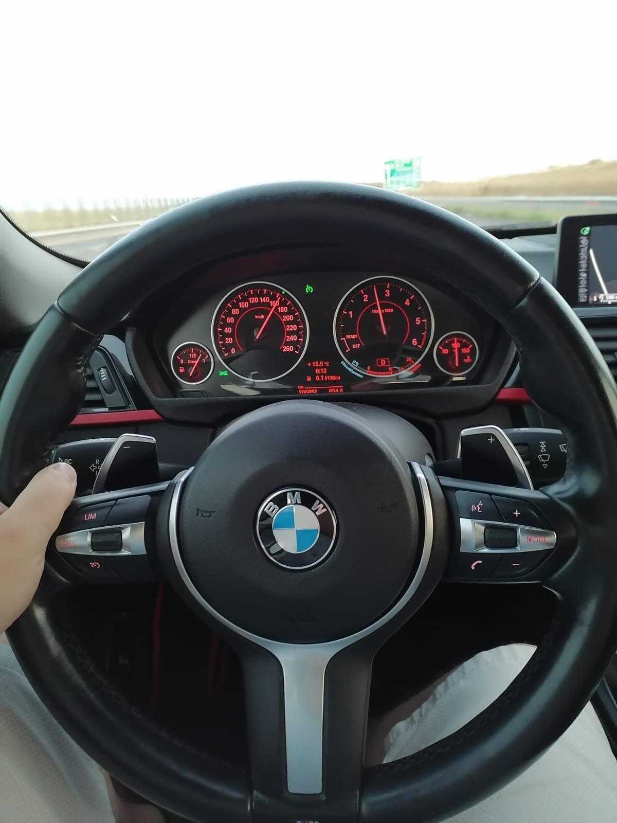 BMW 325 GT an 2014
