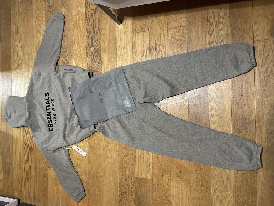 Essentials hoodie/ худи суичер размер S