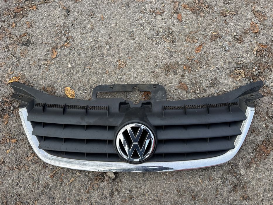 ОТЛИЧНА ОРИГИНАЛНА Предна Маска/Решетка за *Vw Touran/Туран 2003-2007*