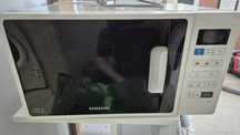 Cuptor microunde SAMSUNG