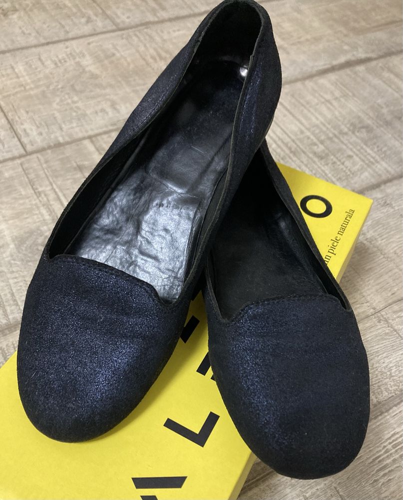 Pantofi negri din piele naturala  eleganti