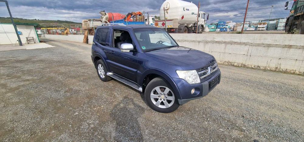 Mitsubishi Pajero IV 3.2 Di-DC 170 CP V80