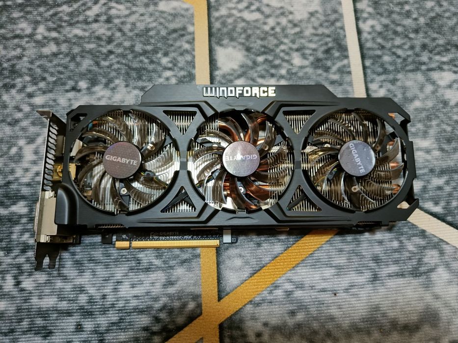Видеокарта Nvidia Geforce GTX 780