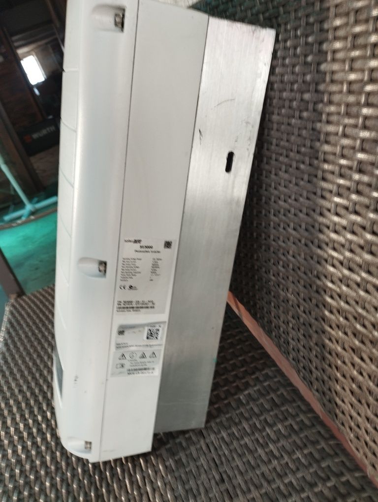 соларен фотоволтаичен инвертор SolarEdge SE3000 3KW