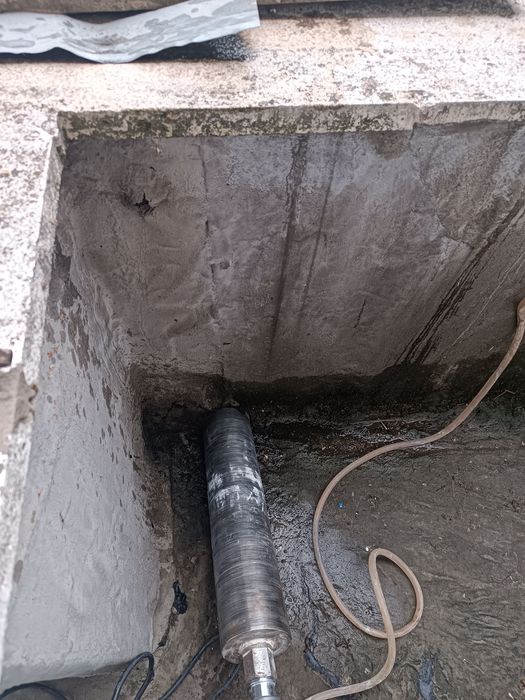 Пробиване На Отвори В Бетон И Камък.