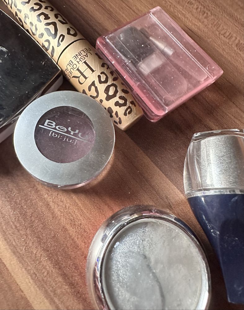 Лот луксозна козметика – Lancôme, Pupa, BeYu, Ninelle и др.