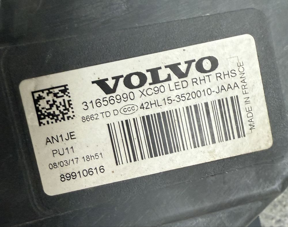 Far dreapta FULL LED VOLVO XC90