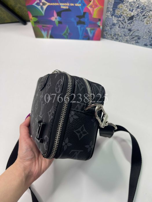 Borseta Louis Vuitton - imprimeu monogram eclipse