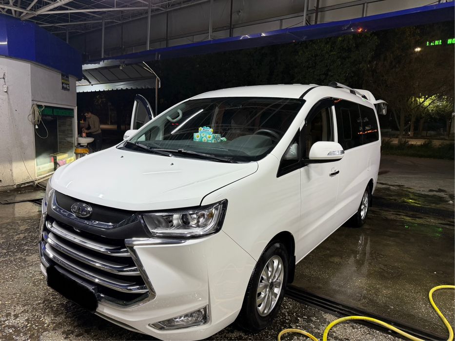 Продам JAC Refane M4