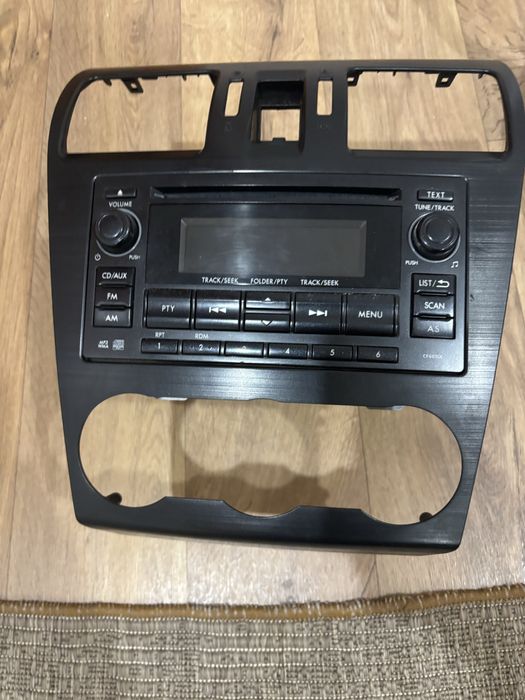 Продам рамку с магнитолай на субаро форестер sj 2014 г