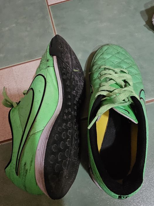 Pantofi fotbal copii Nike Tempo