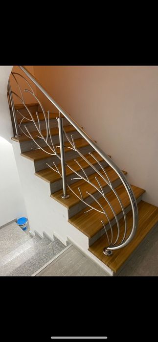 Confecții metalice. Porți,balustrade,copertine din inox și fier forjat