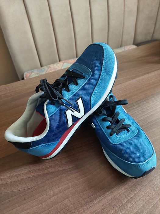 Adidasi copii 38 purtați o singura data.