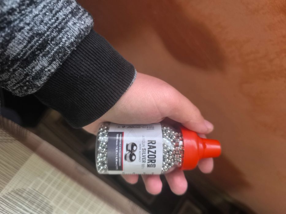 Пистолет CO2 Swiss Arms