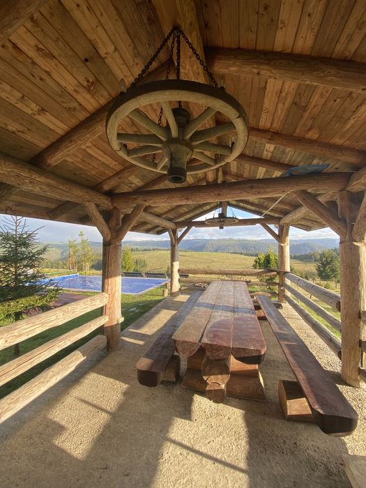 Cabana de inchiriat cu piscina ciubar si sauna Visul Muntilor Belis