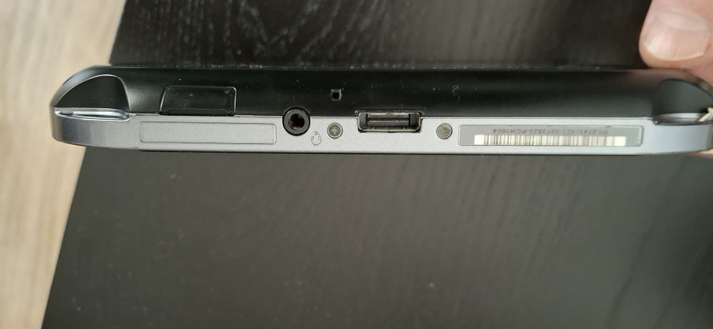 PSVita model PCH1004- 64G